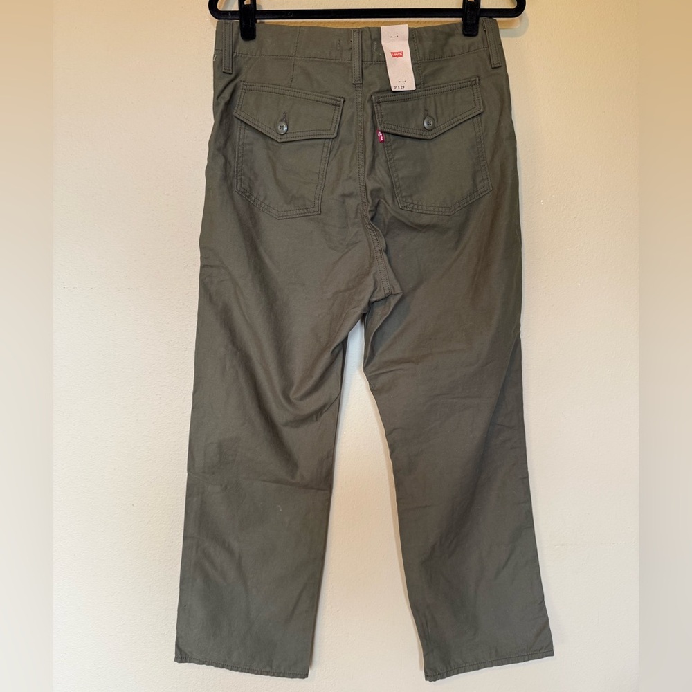 Levis Ribcage Straight Olive Green Cargo Pant NWT Size 31 - Picture 3 of 5